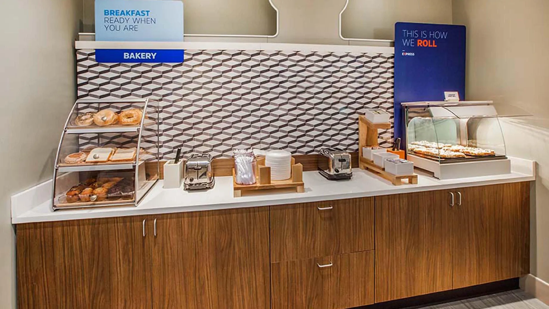 Holiday Inn Express Hotel & Suites Midlothian Turnpike By Ihg North Chesterfield